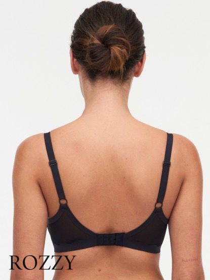 Бюстгальтер Chantelle Pure Light C10M10 черный 