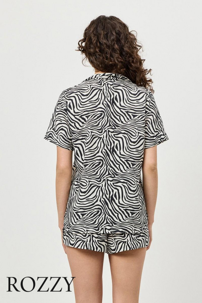 Пижама вискозная с шортами Aruelle Sway черный/молочный